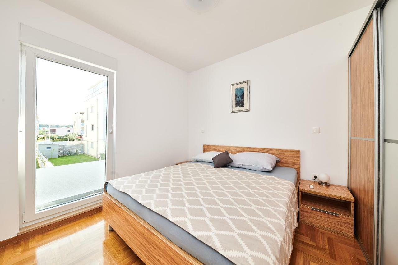 Ferienwohnung Sommer Novigrad Istria エクステリア 写真